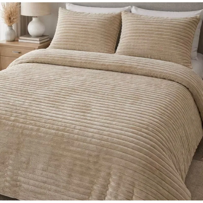 Cobertor fofao canelado queen 3 pecas, cobertor mede 2.40m x 2.60m e 02 fronhas mede 0.50cm x 0.70cm